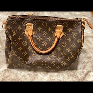 Louis Vuitton Speedy 35